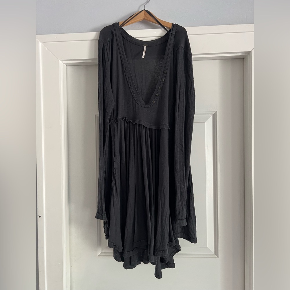 Free People black flowy blouse
